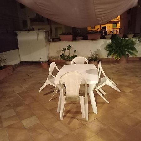 Appartamento Deluxe Centrale, Гаэта Экстерьер фото