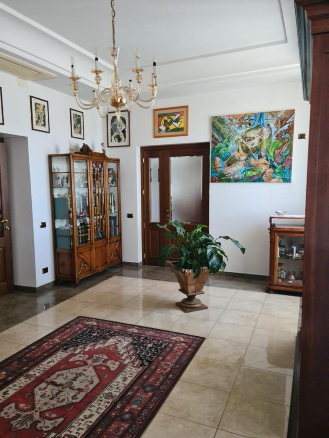 Appartamento Deluxe Centrale, Гаэта Экстерьер фото