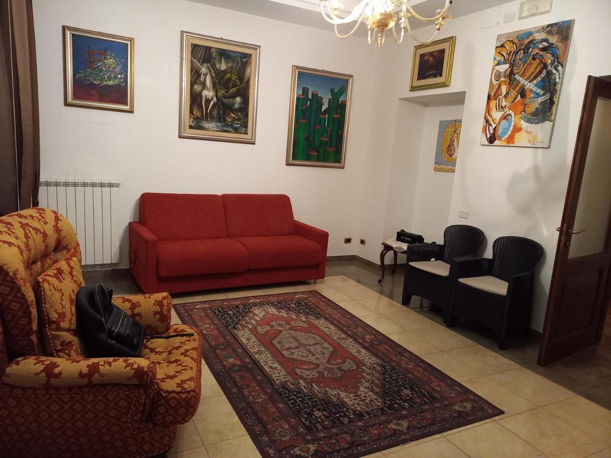 Appartamento Deluxe Centrale, Гаэта Экстерьер фото