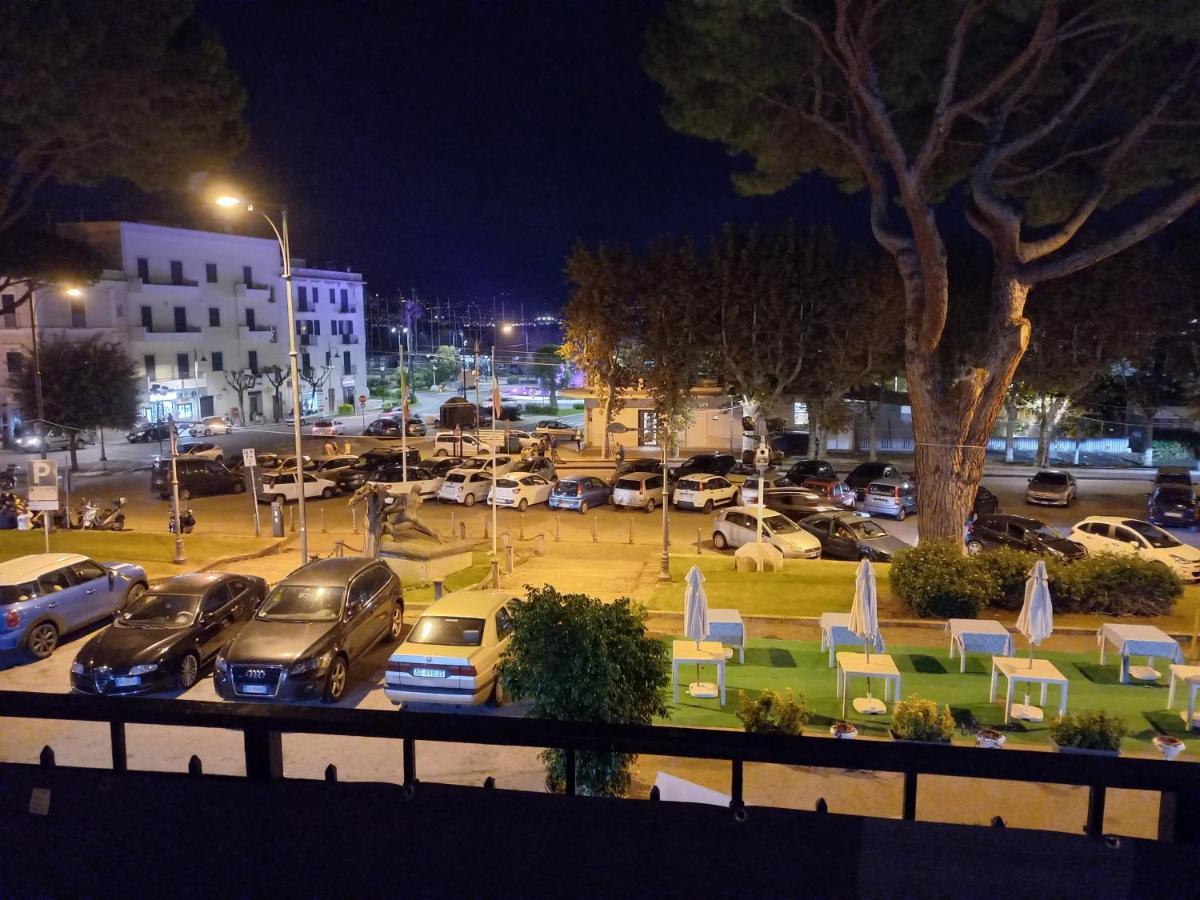 Appartamento Deluxe Centrale, Гаэта Экстерьер фото