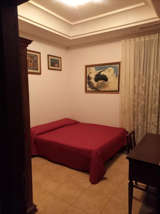 Appartamento Deluxe Centrale, Гаэта Экстерьер фото