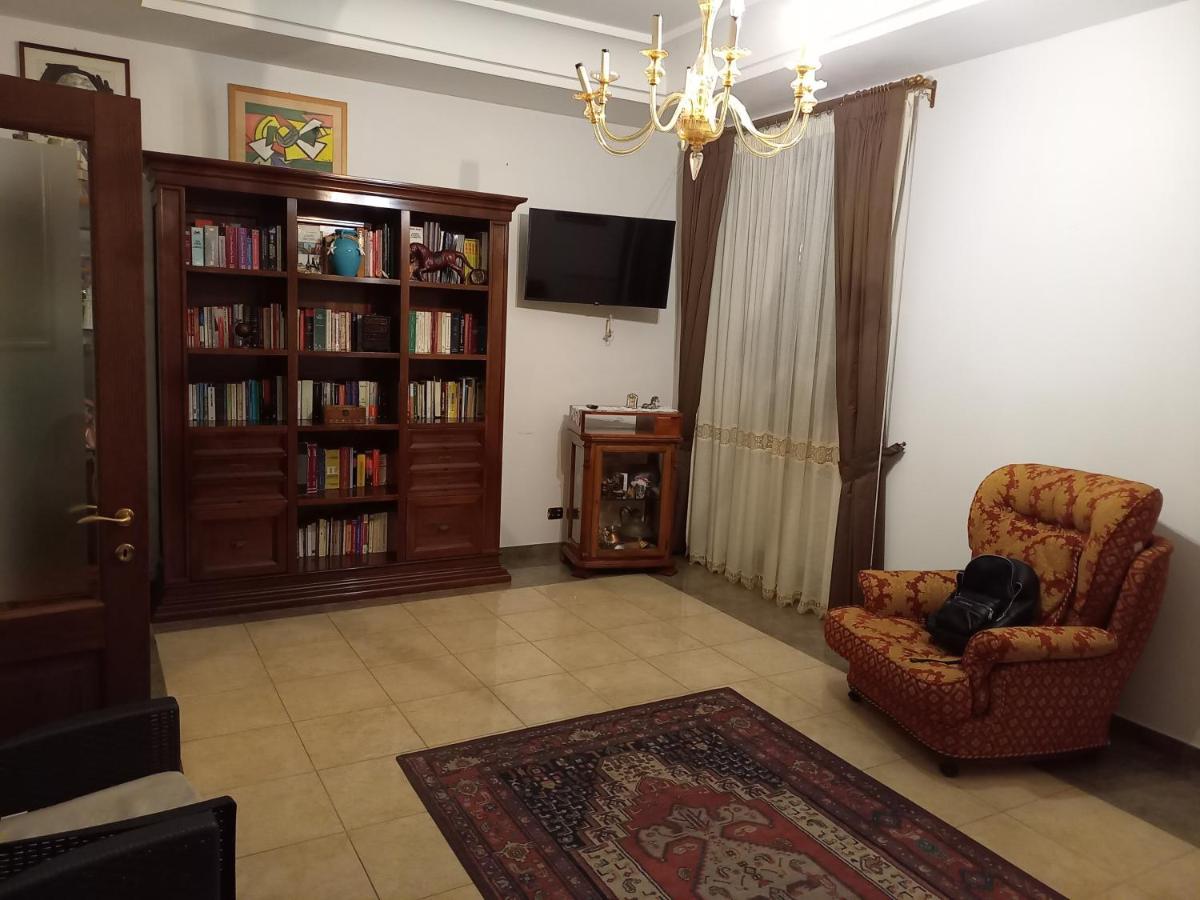 Appartamento Deluxe Centrale, Гаэта Экстерьер фото